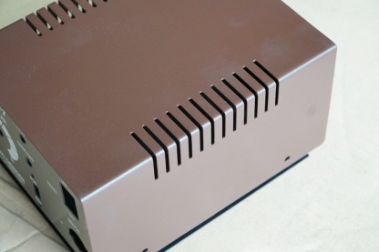 ผลิตกล่องเหล็ก - โรงงานผลิตกล่องเหล็ก ตัดพับ เจาะรู ขึ้นรูป ประกอบ กล่องโลหะ ตู้เหล็ก PKC METAL